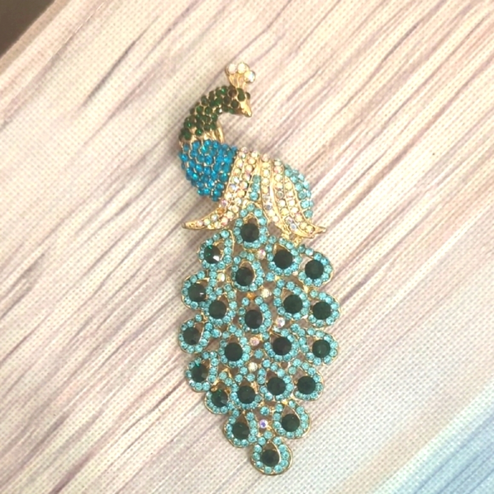 Vintage Teal Rhinestone Peacock Brooch - Picture 1 of 7